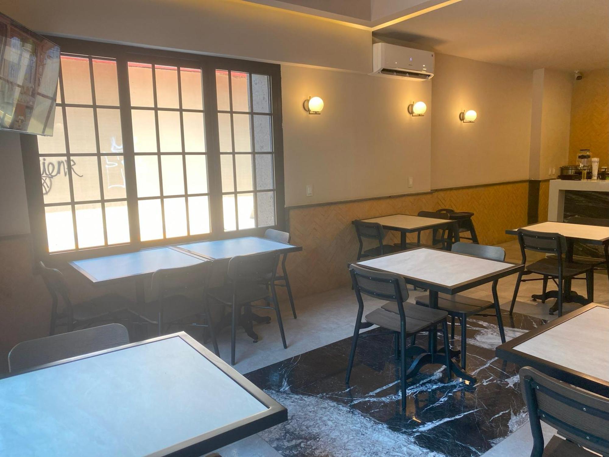 Hotel Boutique Divino Sol Леон Екстериор снимка
