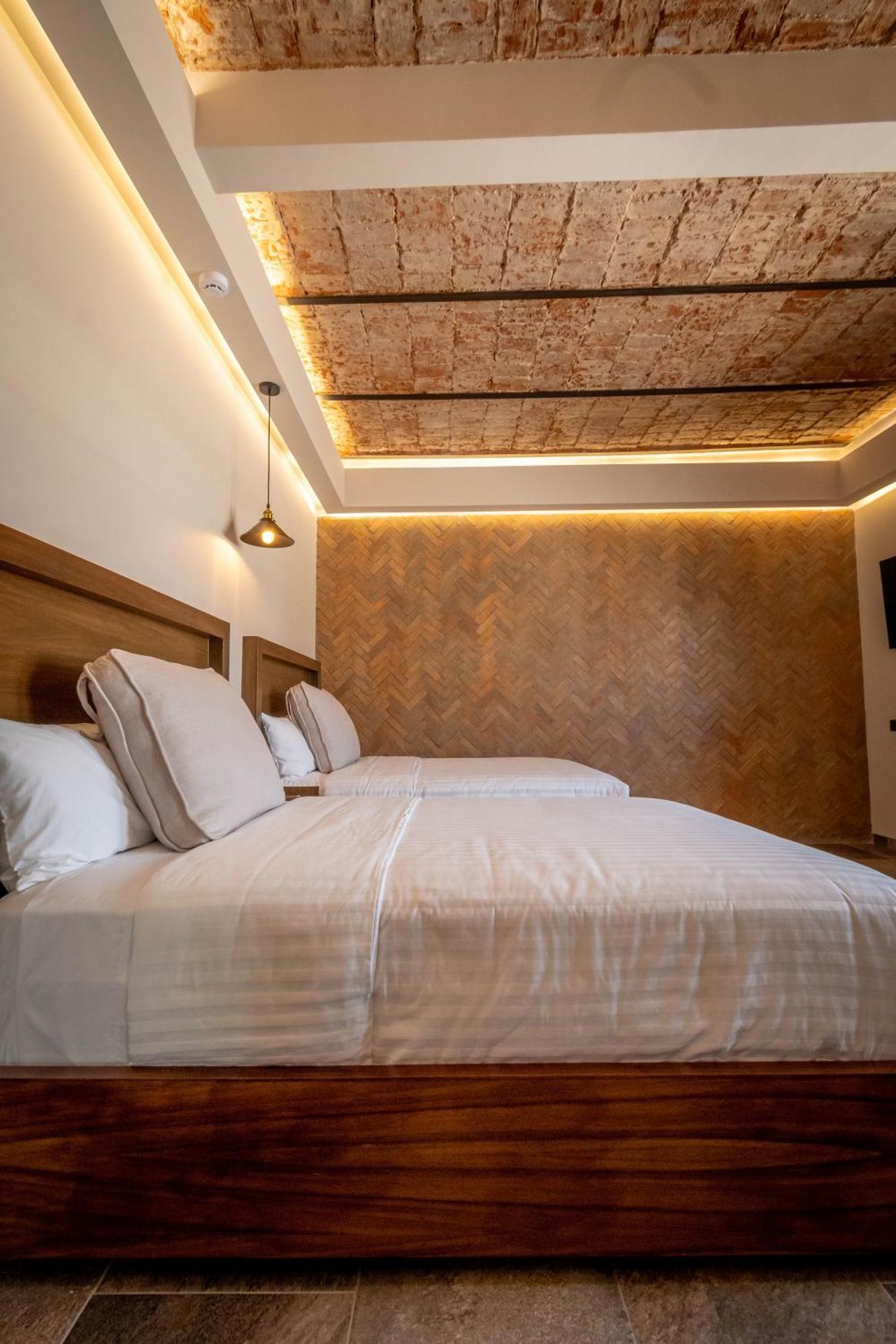 Hotel Boutique Divino Sol Леон Екстериор снимка